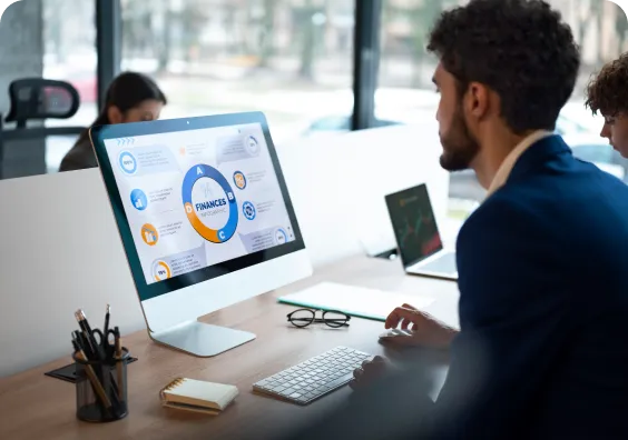 B2B SaaS — CRM & Analytics Platform